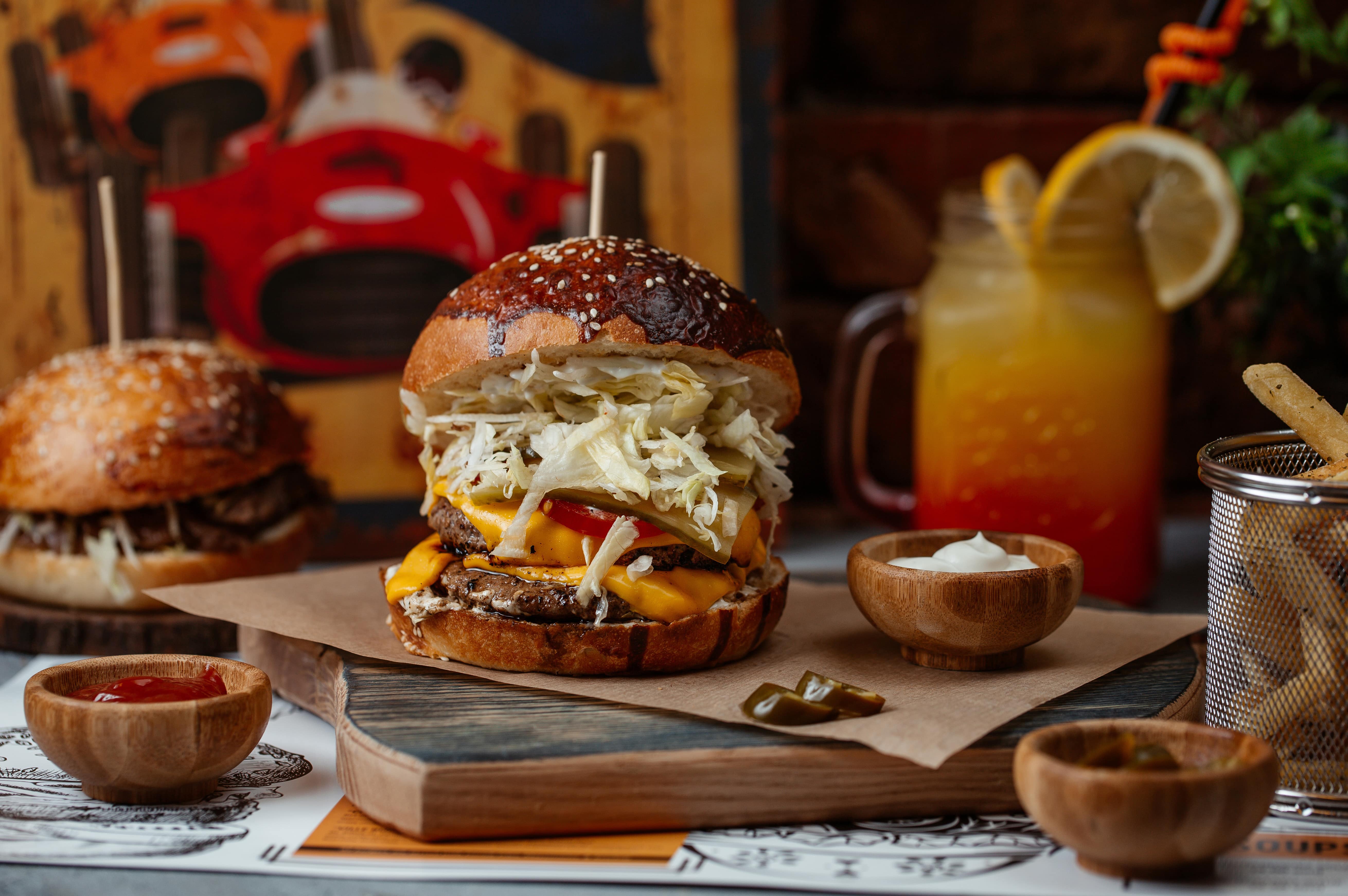 Just Burger, destaque do iFood, escolheu o Consumer para sua Gestão